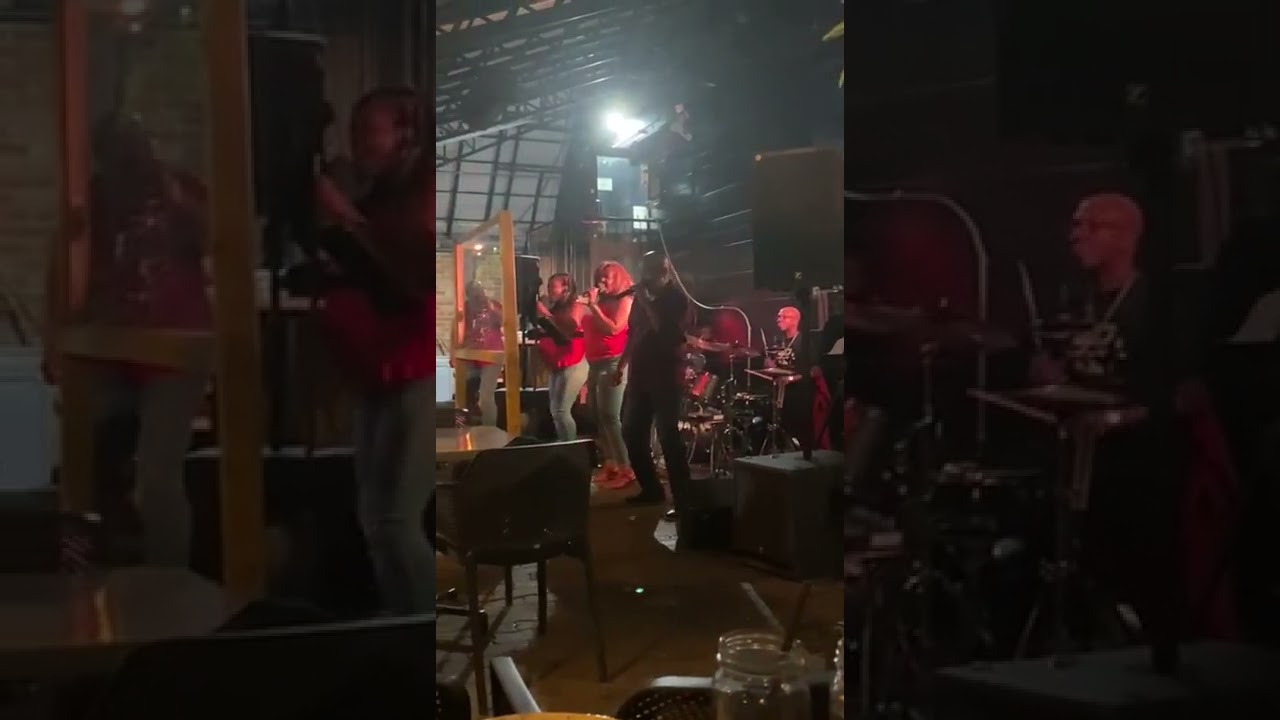 Bump and Wine -Cover