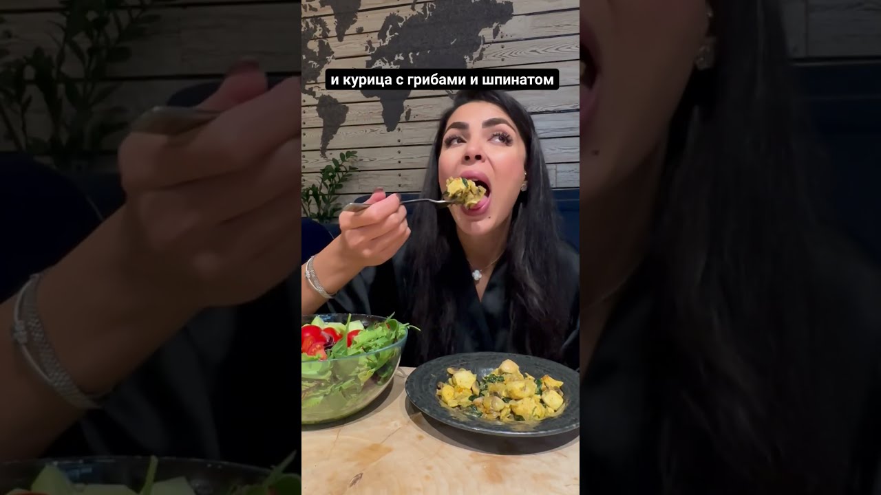 ЕЕ ВСЕ УЗНАЮТ В МЕТРО 💫 Mukbang 🥑 Ayka Emilly