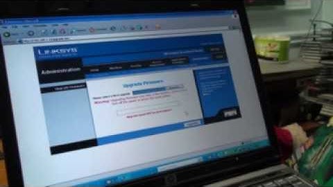 Flashing a WRT54G v8 with DD-WRT Micro in less than 30 sec.