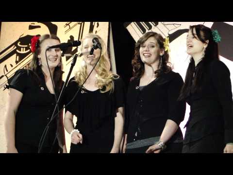 "Heavenly" Quartet sings "I'm the one you're looki...