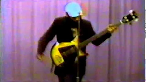 Mr. Bassman (Performance)