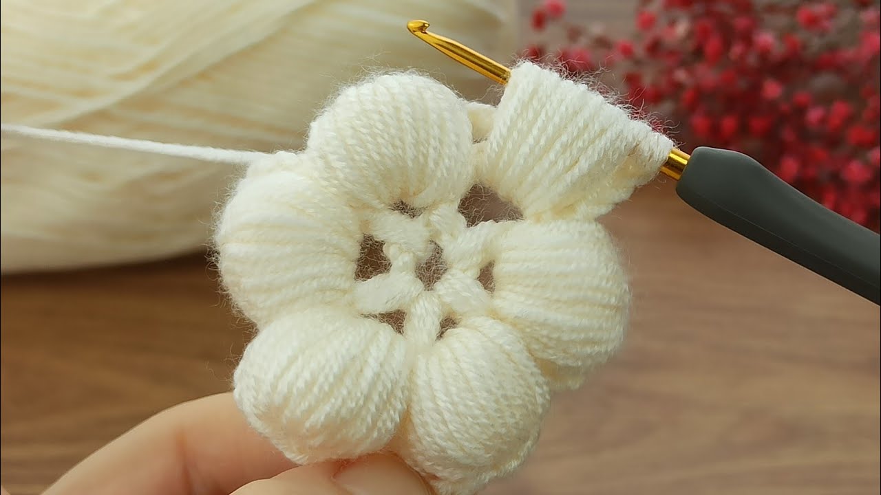Wowww.!👌💯 *puff puff crochet flower *very easy crochet puff flower model explanation #crochetflower