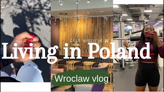 Living in Poland 🇵🇱 #43: Another hectic work week| going back to school ?|gym sessions|Shopping