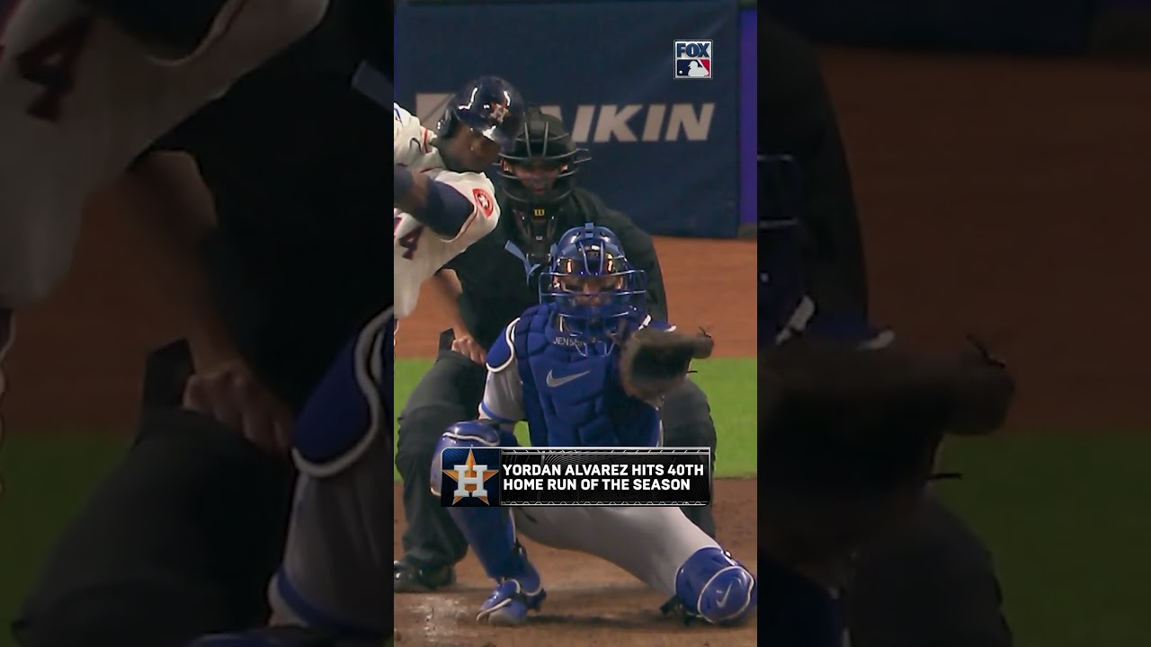 YORGONE TO THE SECOND DECK! #MLB #astros #baseball