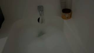 Sleep ASMR - Bubble Bath Bathtub Filling White Noise 🫧🛁