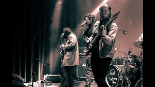 Ikenie - Kick Back Live at Look East, SubScene