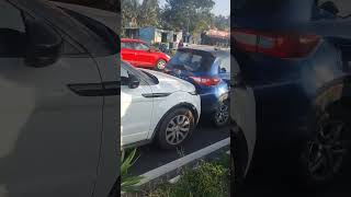 Range Rover Live Accident | No Damage for the car | Karthick YouTube