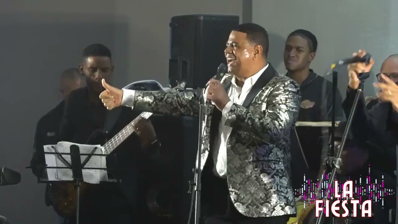 Se Muere, Pablo Martínez en vivo