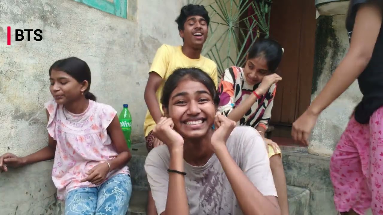 আমার বোন রেগে গিয়ে আর ভিডিও বানাবে না 😂