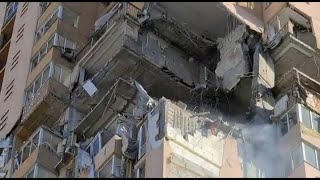 Residential high-rise building hit by missile in Kyiv | AFP