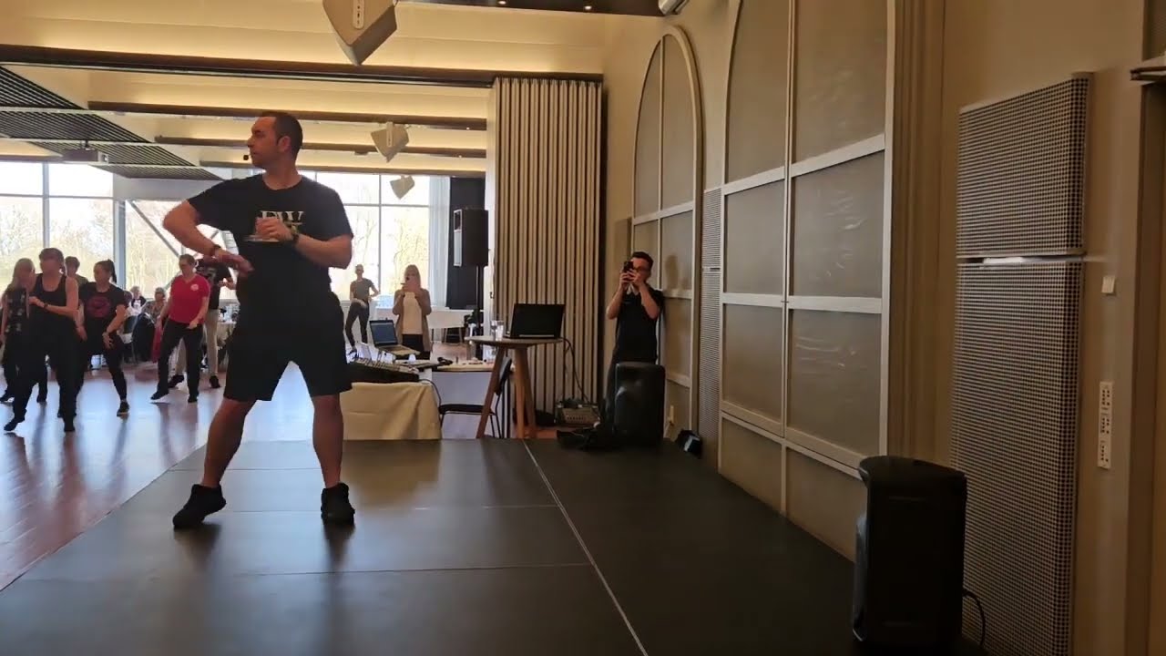 No Signal - Linedance by Fred Whitehouse @DanishLDP 2025