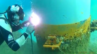 Underwater welding - Diver John Saperopoulos