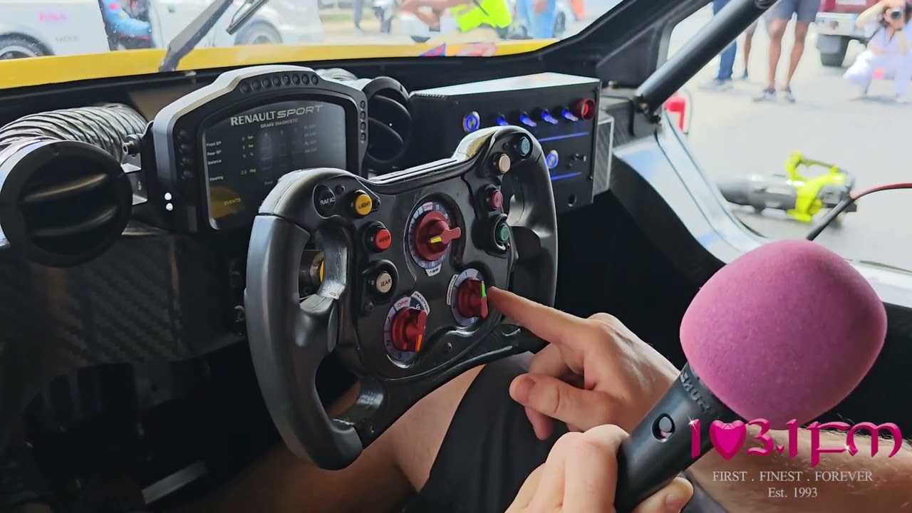 Miniature RENAULT RS.01 #88 GT Tour 2015 A.Barde/E