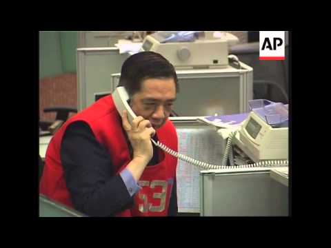 Seng index tumbles more than 4 percent in early trading