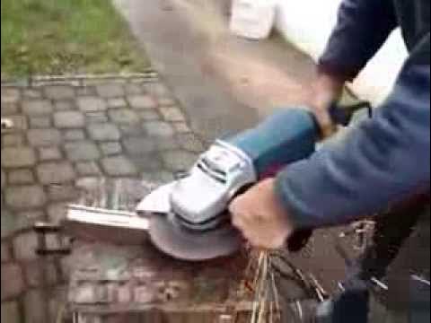 Bosch GWS 20-230 Large Angle Grinders - MrThomas - YouTube