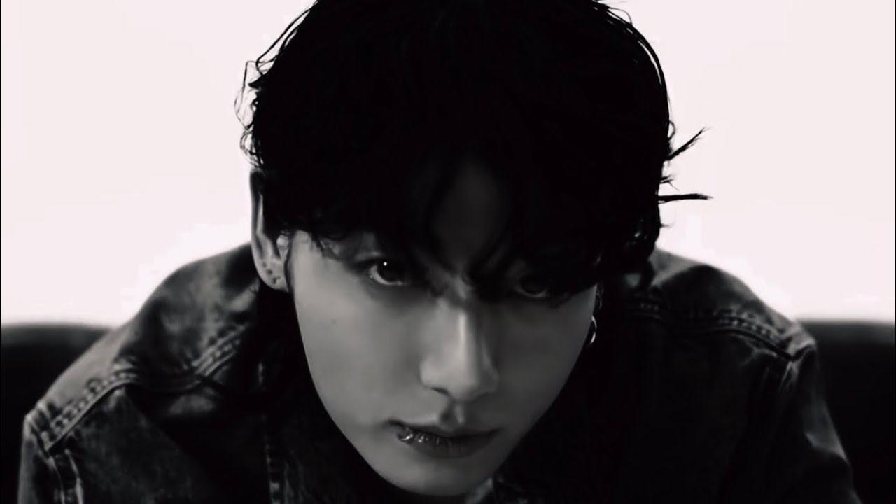 You lookin? #jungkook #calvinklein #bts #edit #jeonjungkook - YouTube