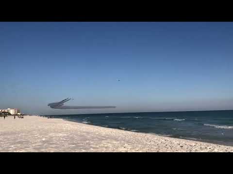 Blue Angels returning home from Tampa