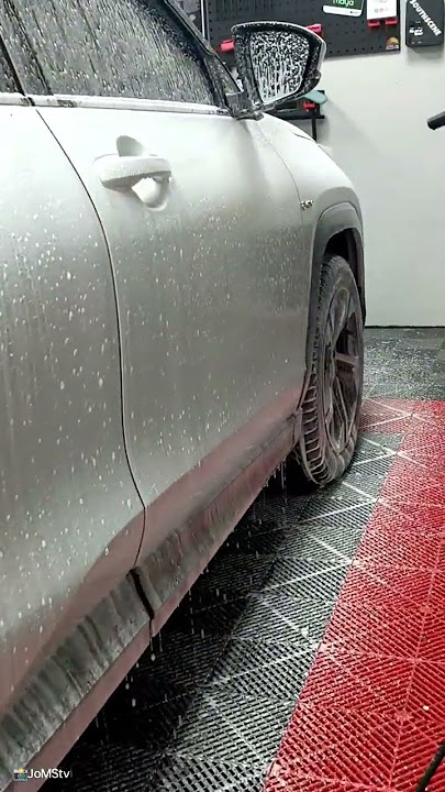 Car wash  @ToyotaIndonesia @TOYOTAGAZOORacingJPchannel #toyota #toyotayariscross #yaris2025