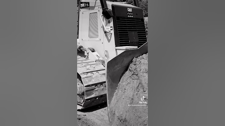 Dozer doing what Dozers do #push #diesel #cat #caterpillar #tracklife #dozer #tracks #d6 #bulldozer