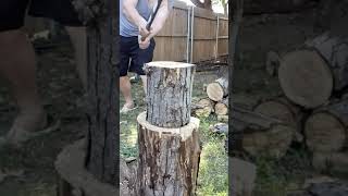 Slow motion log splitting