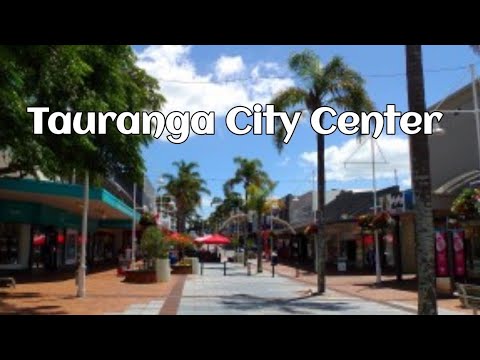 Drive Through Tauranga City Center, New Zealand, 2022