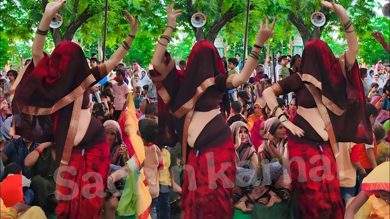 लों झेलों डांस सबसे हटकें//राम जन्म पर भाभी का//अंकुल शास्त्री जी की कथा में //दशरथ घर जन्में राम