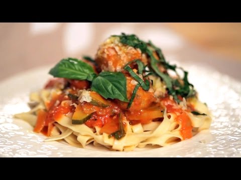 Aussie Pasta With Chicken Sausage and Fresh Vegetables | Everyday Health