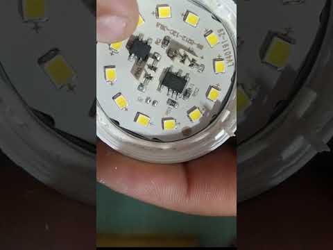 Loja de descarte de eletrônicos EU AMO!!! Já ganhei 2 presentes