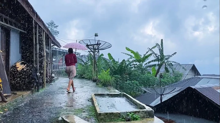 Rain in beautiful Hilly Village|| Village atmosphere||Indonesian countryside - DayDayNews