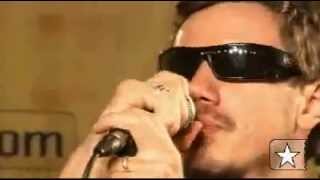 "Pra poucos" - Planta e Raiz no Estúdio Showlivre 2007