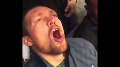 USYK SINGS SWEET CAROLINE