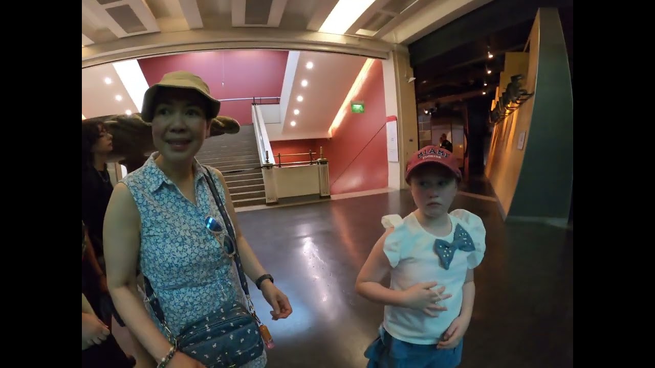 LONDON DUNGEON & NATURAL HISTORY MUSEUM