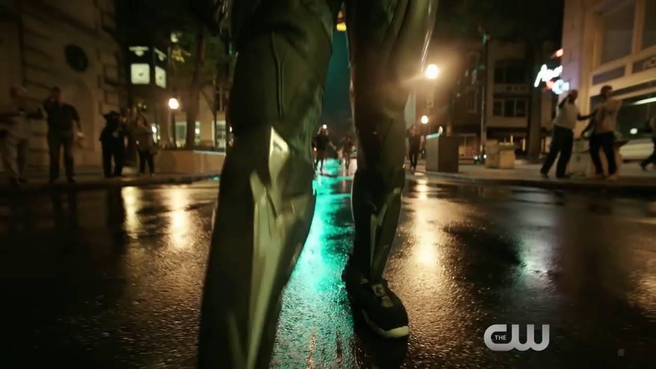 BLACK LIGHTNING official trailer #