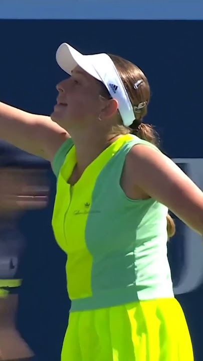 Angry Jelena Ostapenko shouts at a fan to get out at the 2023 US Open