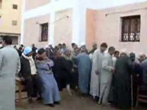 اقبال شديد فى قرية ظفر فى الاستفتاء على الدستور