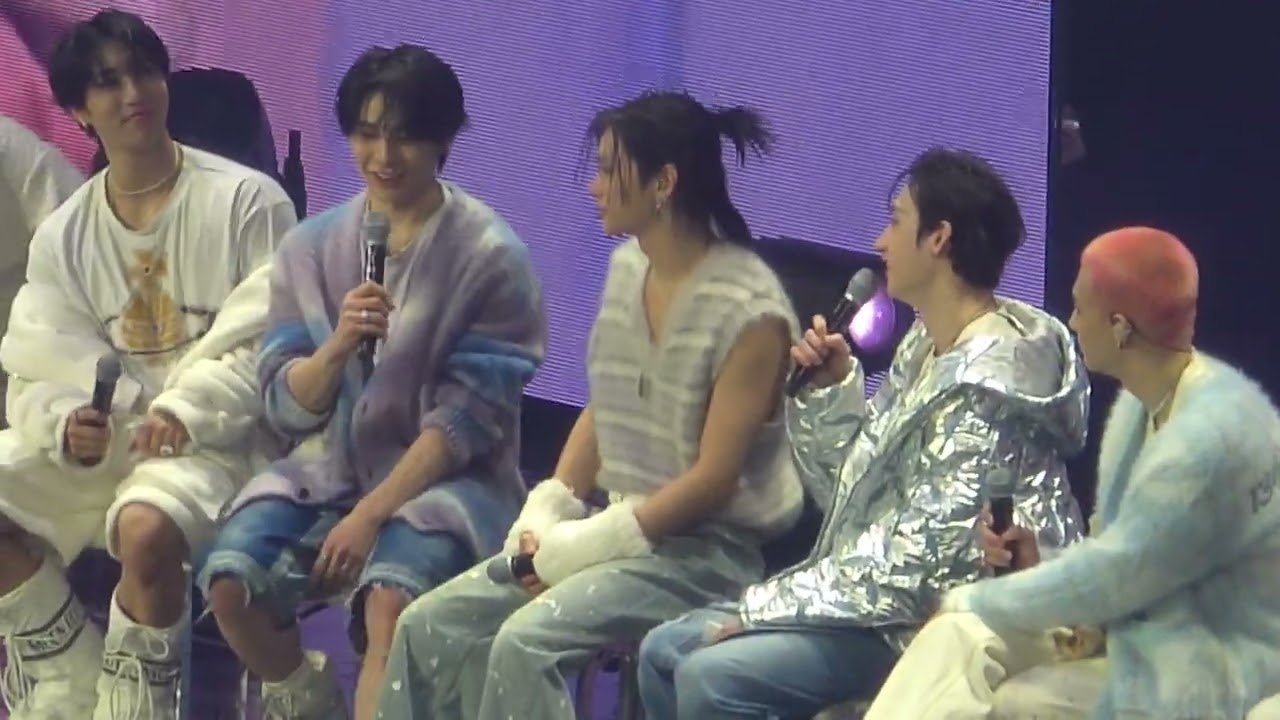 021525 Drive Lee Know Bangchan SKZ Talk Pt. 2 - D2 Stray Kids 5'Oclock Fanmeeting Fancam