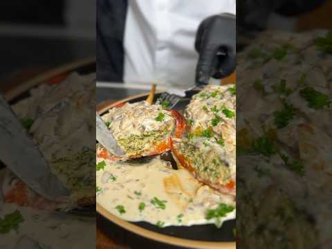 СОЧНЫЙ ПЕРЕЦ С ЛОСОСЕМ И ГРИБНЫМ СОУСОМ 🤤🫶Сохраняй и обязательно готовь - это очень вкусно 🤤