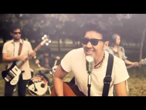 NAIF - Karena Kamu Cuma Satu (Official  Music Video)