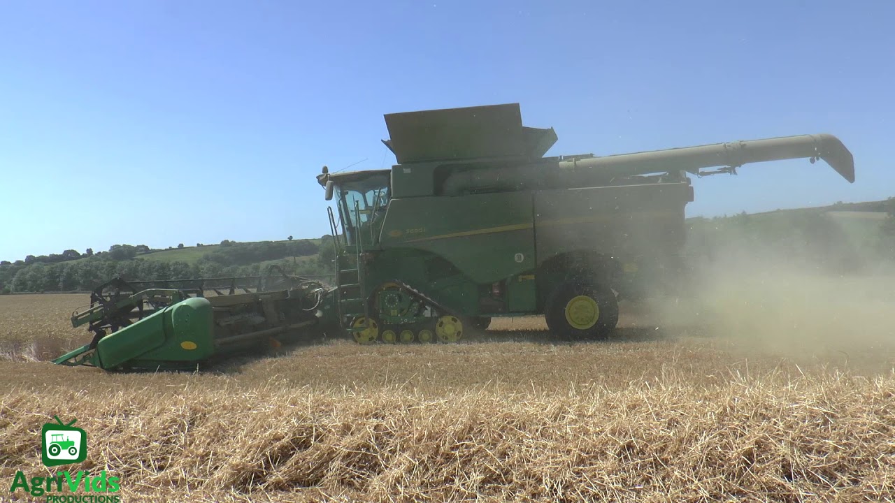 John Deere s690i Harvesting wheat 2018