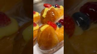 Babà crema e frutta …#pasticceria #tiburtina #aperitivi #roma #colazione #bar #torte #crema