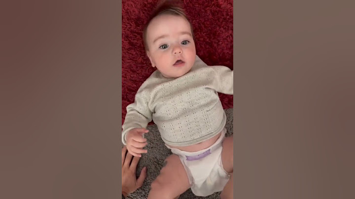 İlk çocuğu otizmli olan anne ikinci çocukta normal gelişim aşamalarını daha iyi anliyor.