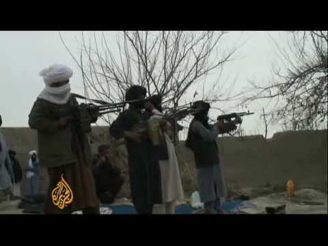 المقاتلون الأفغان يشاركون في محادثات سلام مع كابول