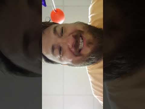 Прикол. Как меняется голос от гелия.