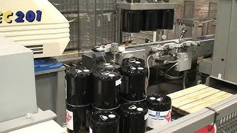 Pail palletizing with Magnet End Effector | Fuji Robotics #roboticpalletizer #fujirobotics