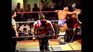 Super Muneco/Rey Misterio/Piloto Suicida vs Lover Boy/Genghis Khan/Super Boy (Compton, CA) (6/24/94) screenshot 5