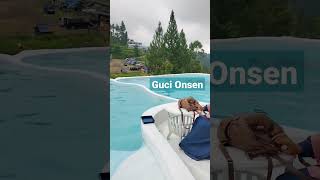 Kolam Renang Air Panas Di Atas Bukit