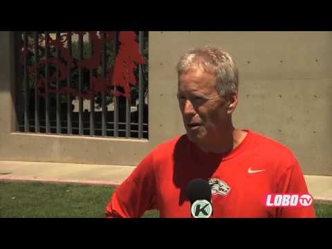 football score 2012 Lobo Football | Coach Bob Davie Post-Practice 3 Press Conference