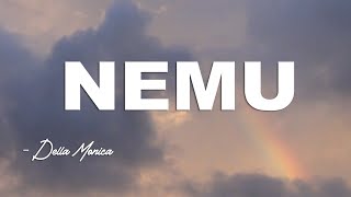 NEMU - Della Monica || Akustik Cover || Lirik Video
