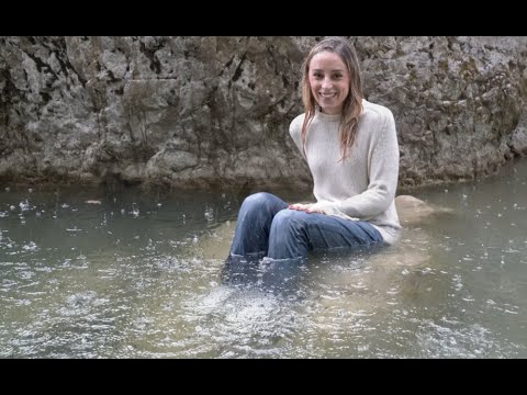 Wetlook - Elaine in river under the rain (Adidas, jeans and sweater)
