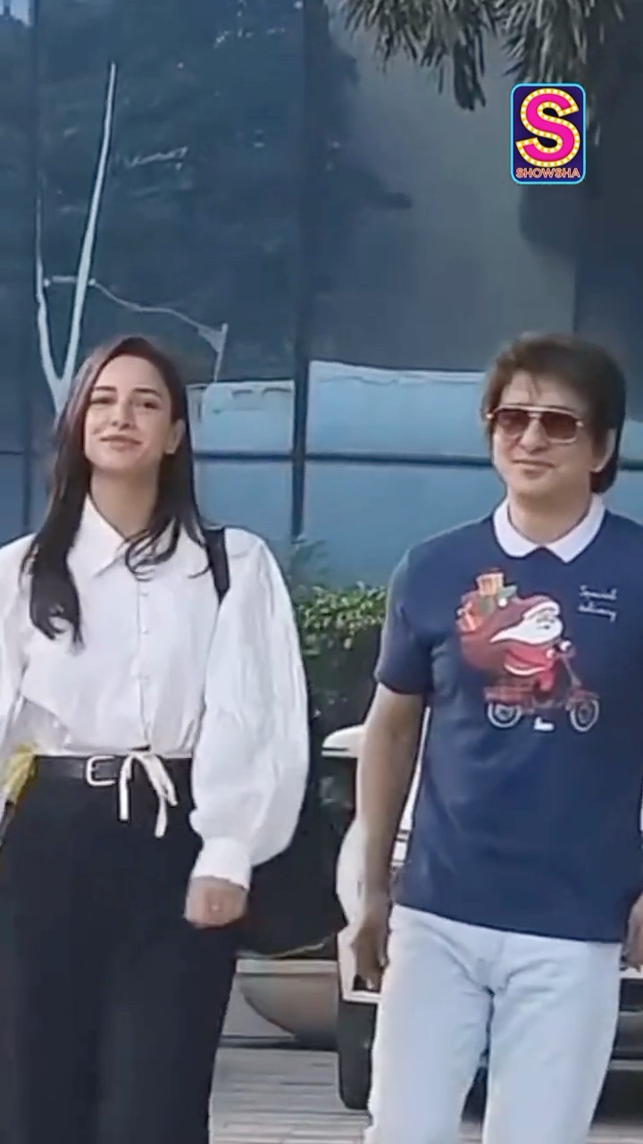 Things Producers Do For Their Heroines: Sajid Nadiawala Poses For Tripti | Entertainment | N18S